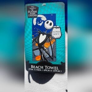 NIGHTMARE BEFORE CHRISTMAS BEACH TOWEL